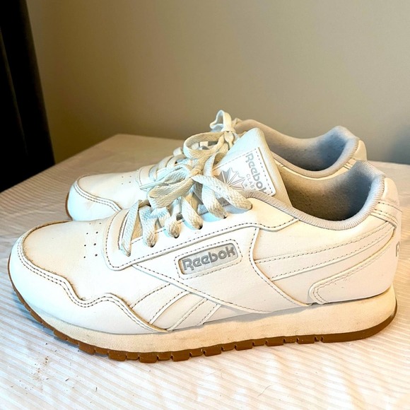 Reebok Shoes Reebok Classic Women Size 8 White Shoes Gum Soles In
